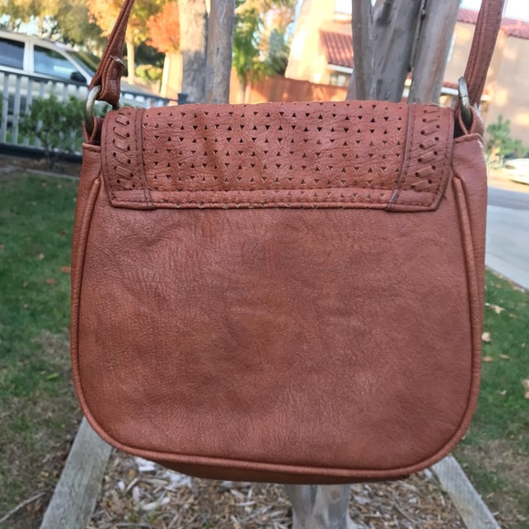 Roxy Brown Crossbody Bag - Picture 7 of 9